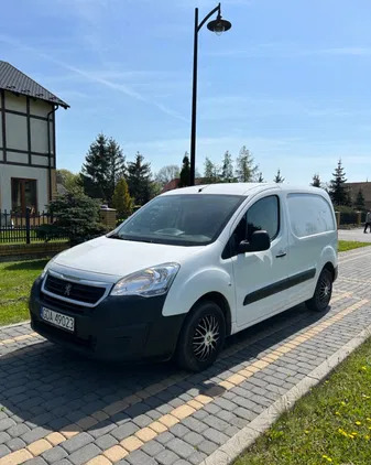 samochody osobowe Peugeot Partner cena 27500 przebieg: 165026, rok produkcji 2016 z Gdańsk